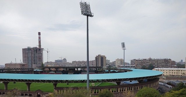 更是整個 更是整個